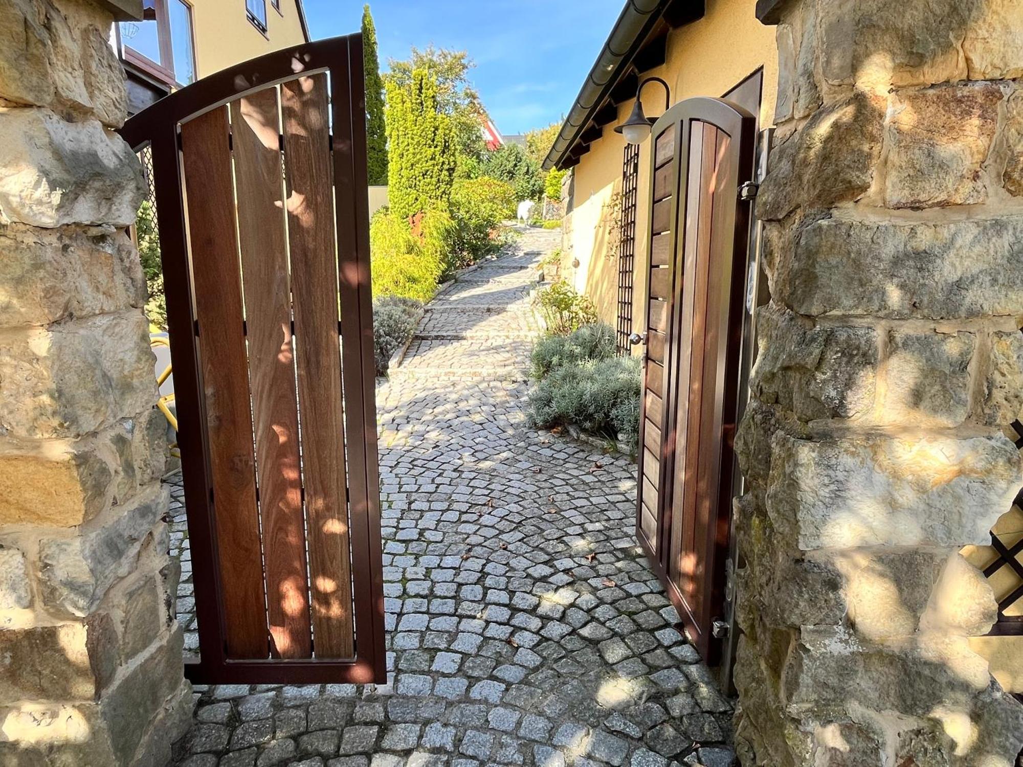 Ferienoase In Der Bierstadt Radeberg Bei Dresden エクステリア 写真